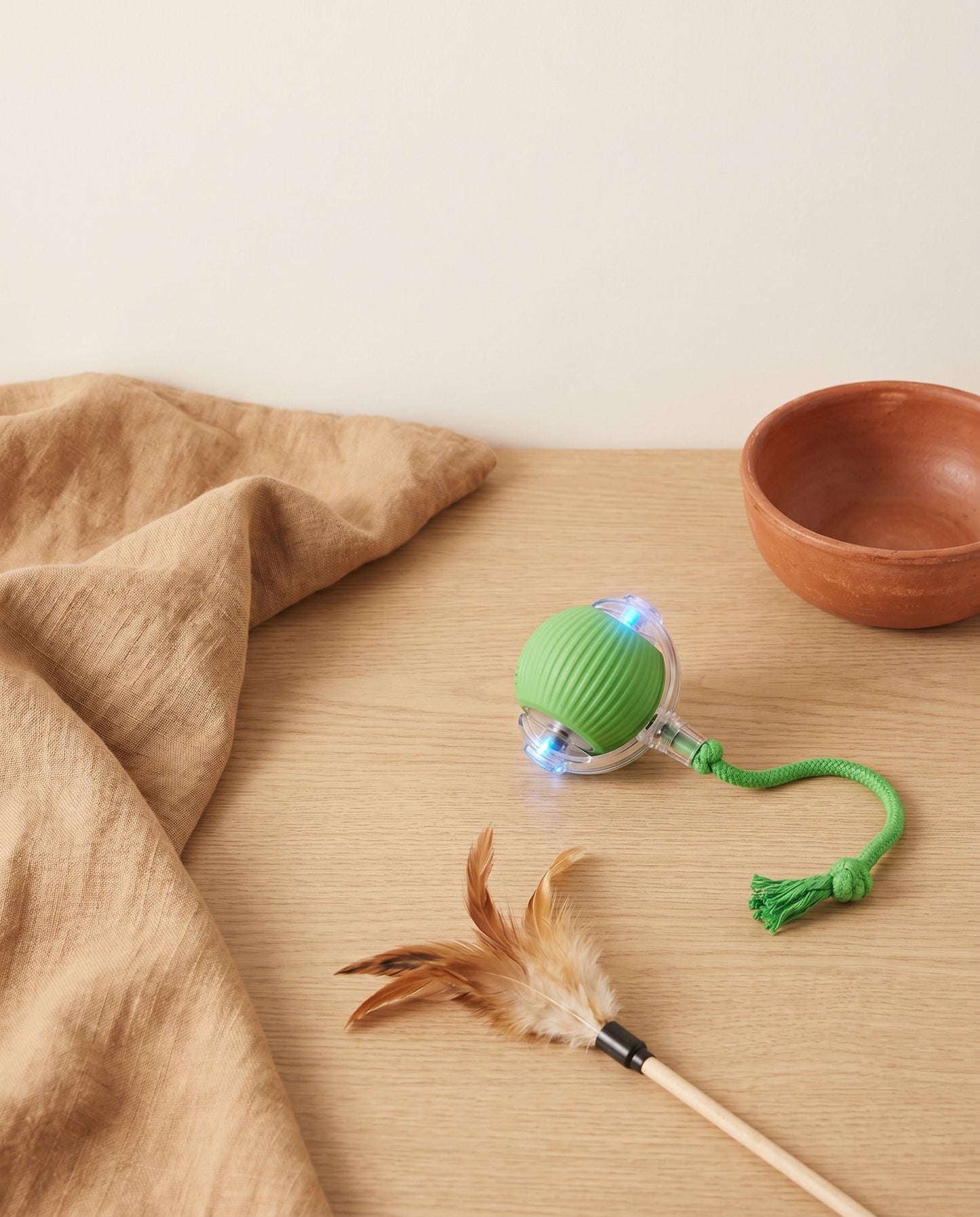 Pawly Ball — La Balle Qui Occupe Votre Chat